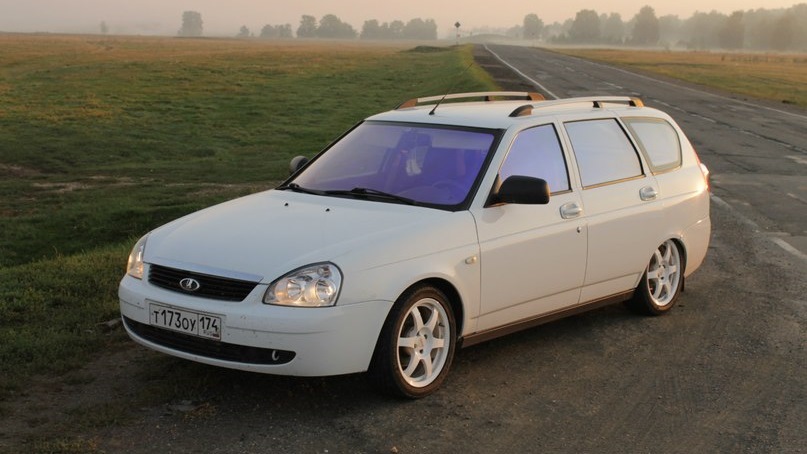 Lada Приора Универсал