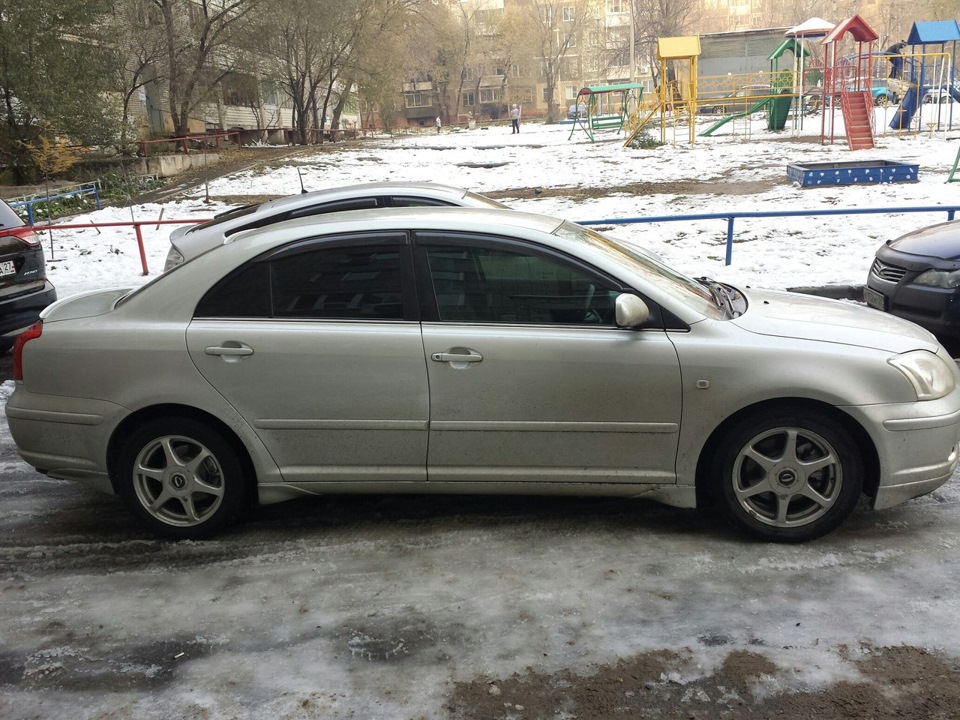 Фото в бортжурнале Toyota Avensis II