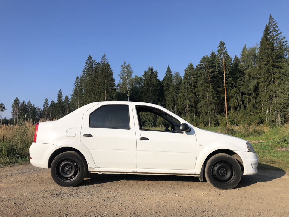 Фото в бортжурнале Renault Logan (1G)