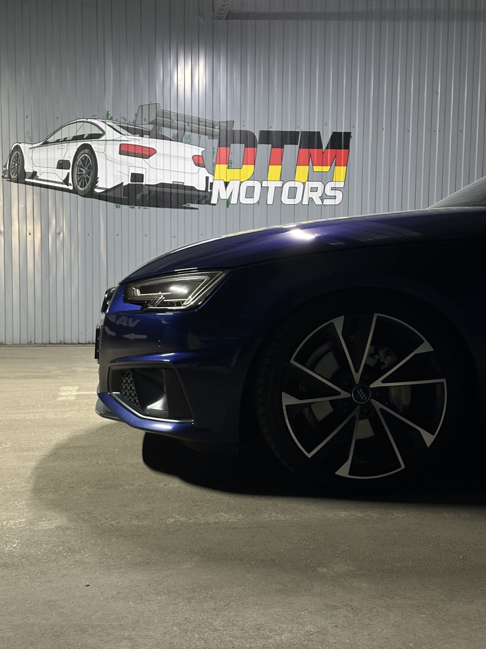 Фото в бортжурнале Audi A4 (B9)