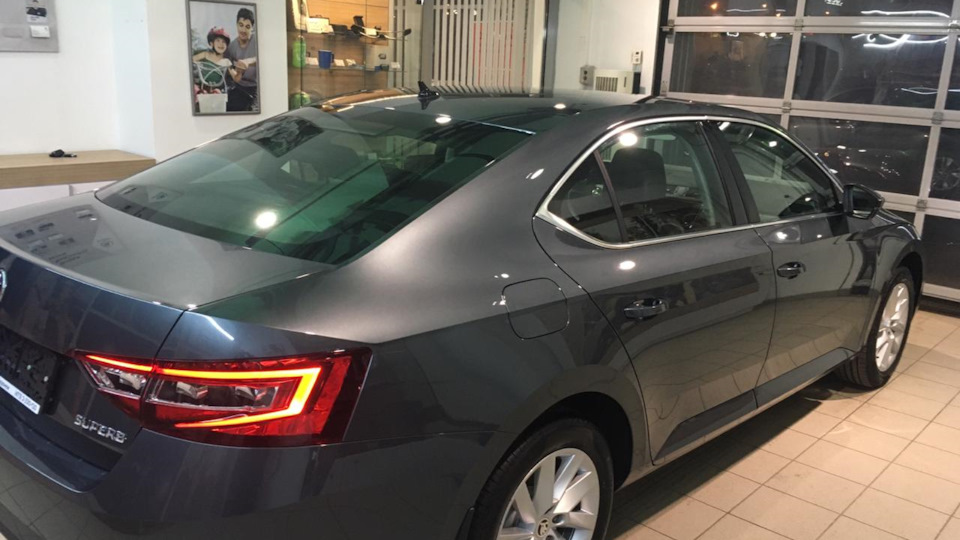 Skoda Superb Серая мечта
