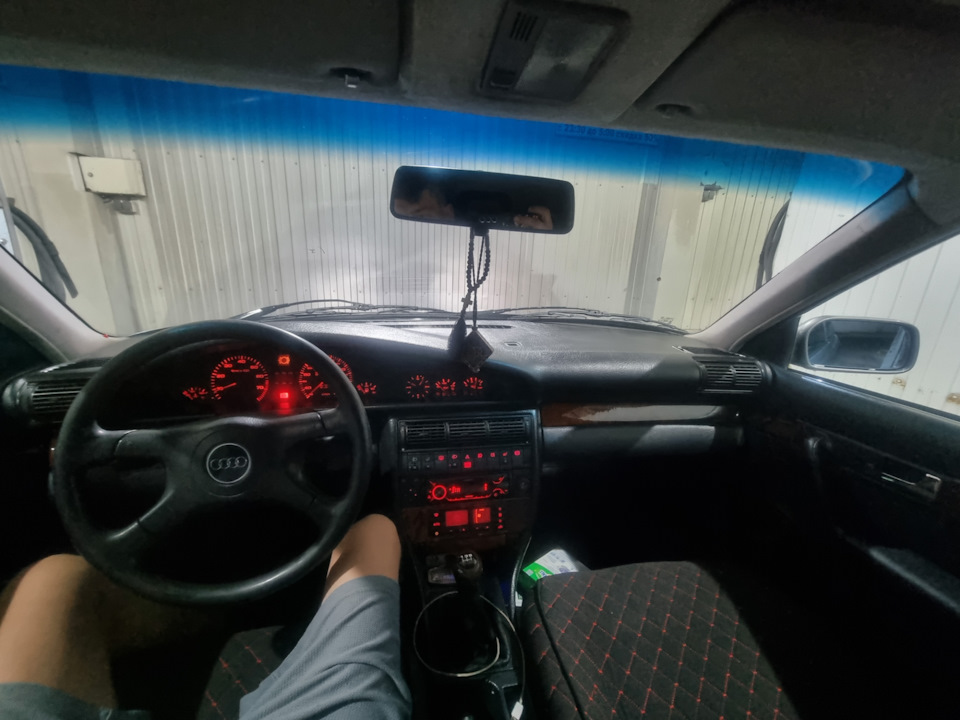 Фото в бортжурнале Audi 100 (C4)