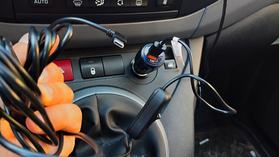 . — Citroen Berlingo (2G). Запчасти на фото: J5124