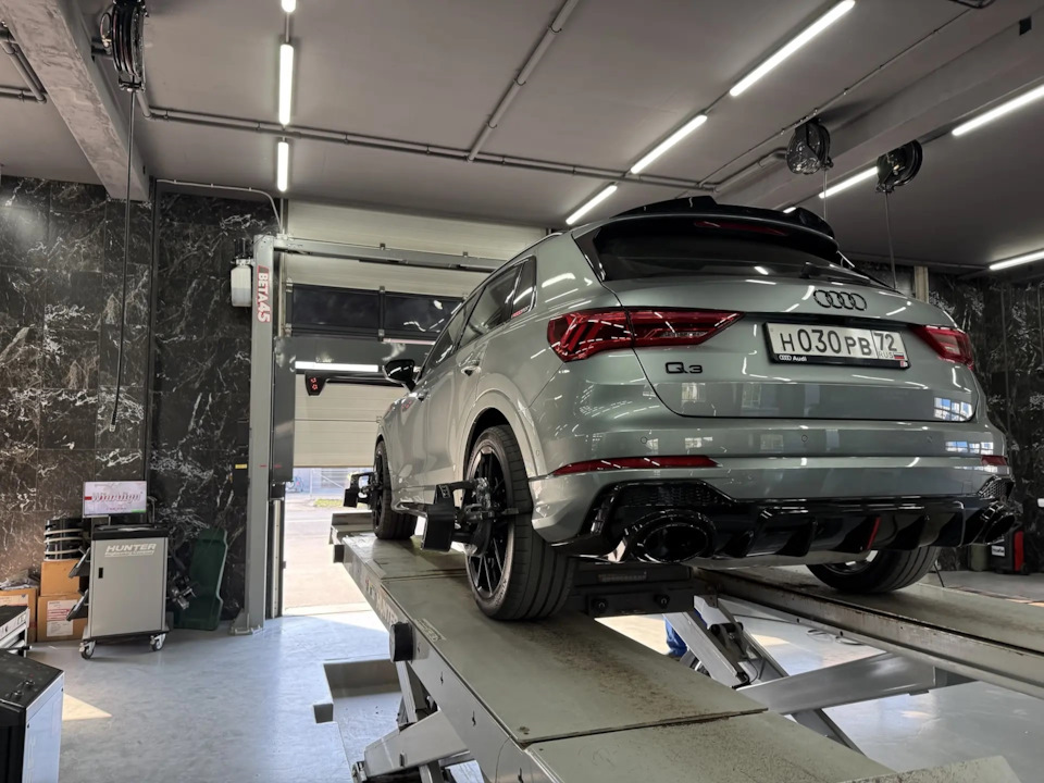 Со словами — ой, что у тебя за п*** тут, взялся мастер за работу. — Audi Q3 (2G)