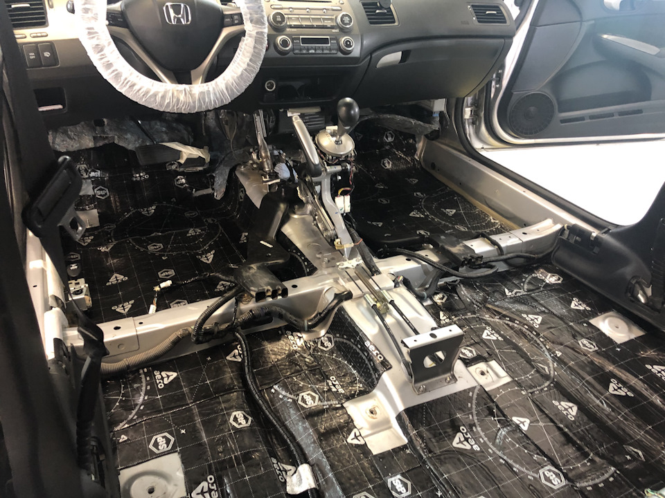 Первый слой StP Aero Plus — Honda Civic 4D (8G)