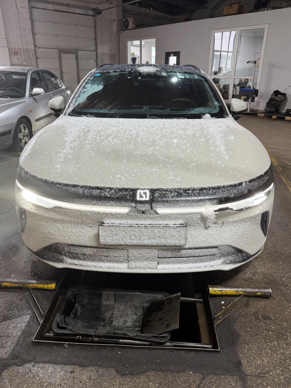 Чуток — Zeekr 007 GT