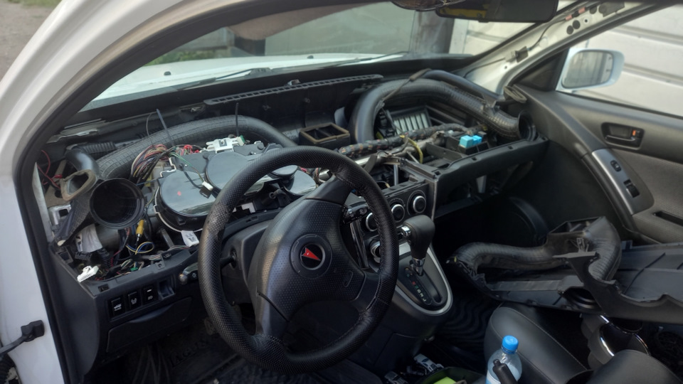 Фото в бортжурнале Pontiac Vibe (1G)
