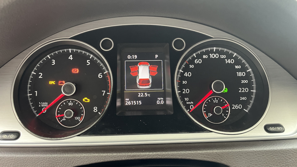 Фото в бортжурнале Volkswagen Passat Alltrack (B7). Запчасти на фото: 261515
