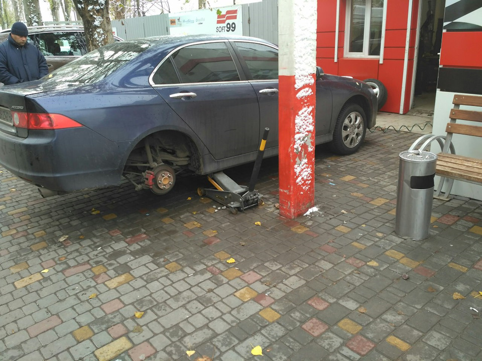 Фото в бортжурнале Honda Accord (7G)