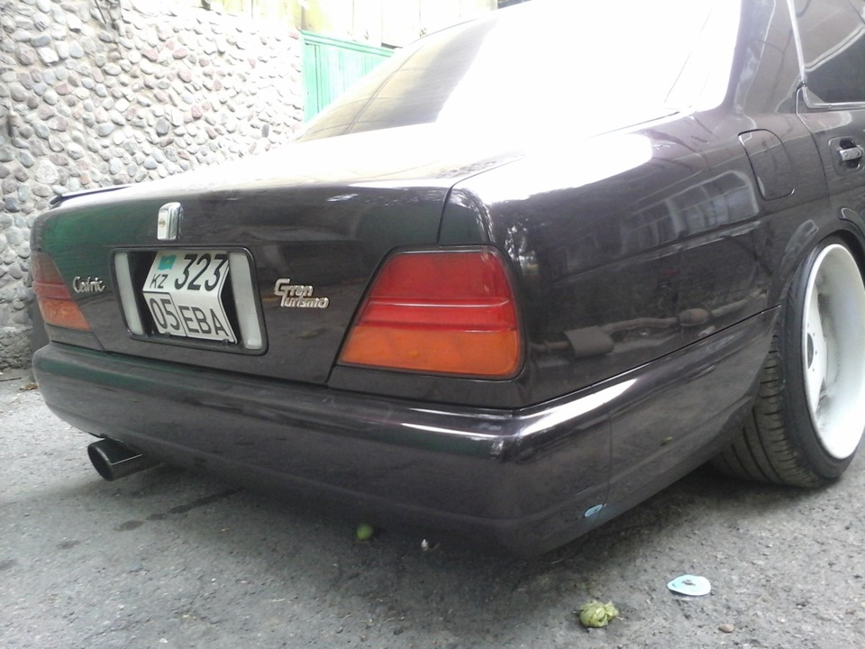 Фото в бортжурнале Nissan Gloria (9G)