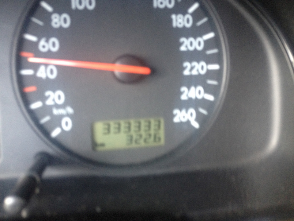 без этого никуда, юбилей…))) — Volkswagen Passat B5