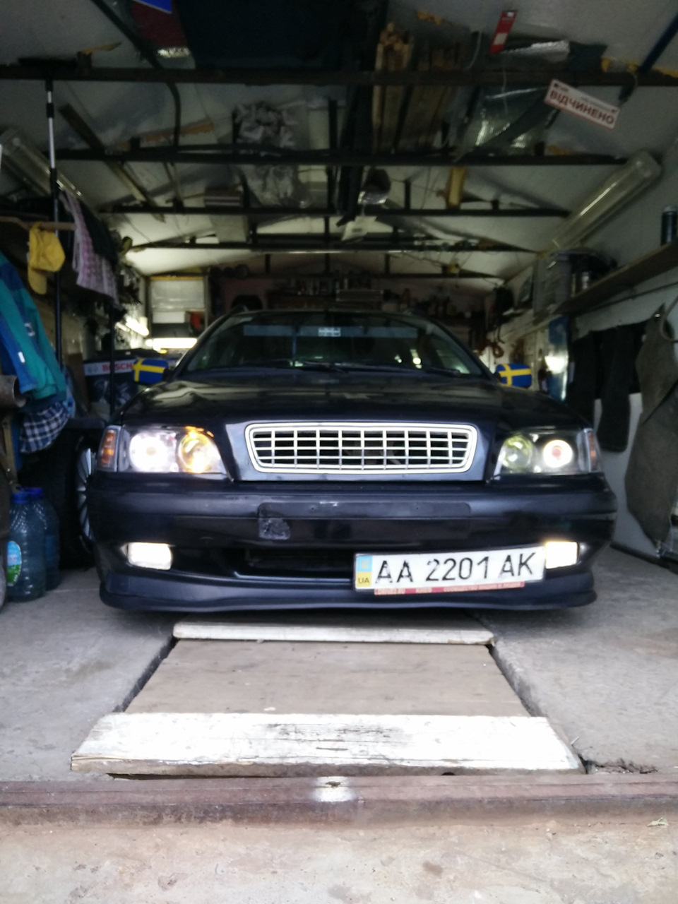 Фото в бортжурнале Volvo V40 (1G)