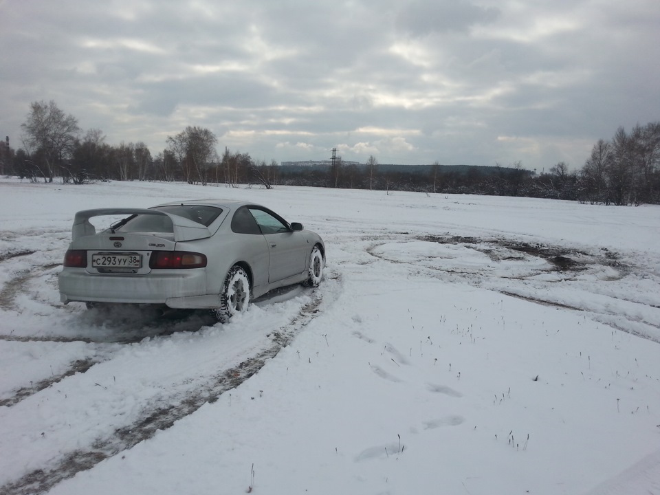 Фото в бортжурнале Toyota Celica (200)