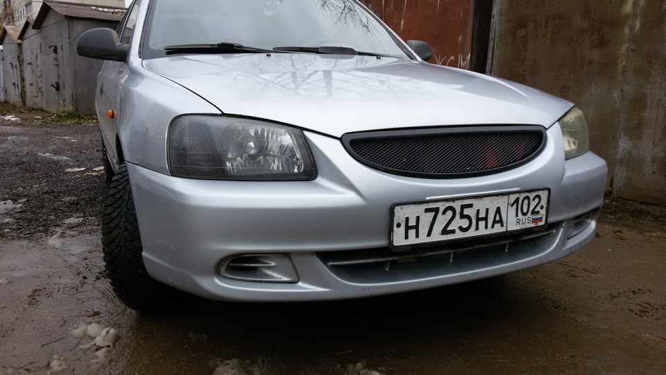 Hyundai Accent SiLVER FRIEND