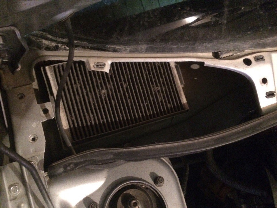 3 — Lada Granta