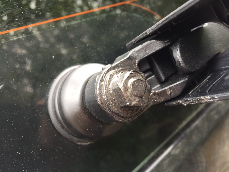 Фото в бортжурнале KIA Carnival (2G)