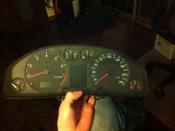 новая приборка VDO — Audi A6 (C5)