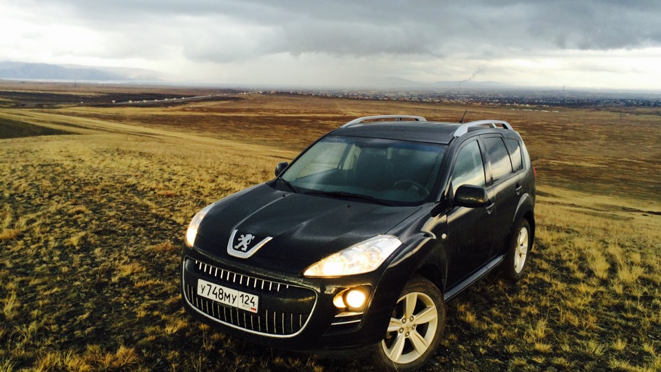 Peugeot 4007