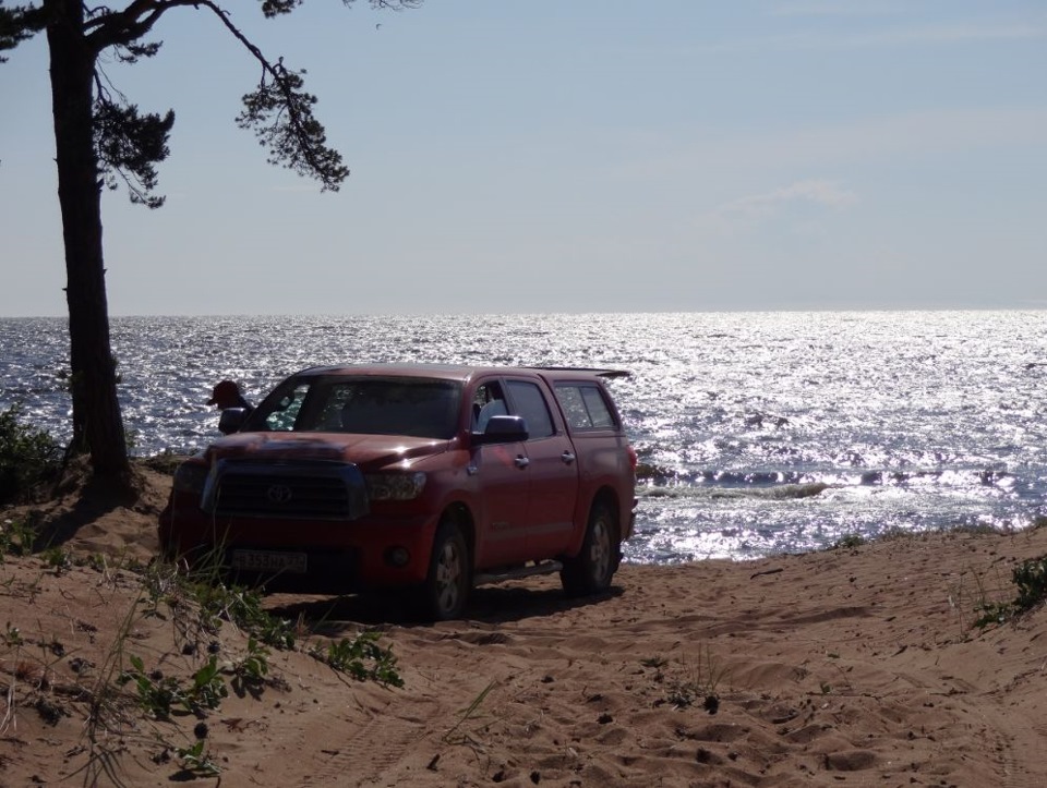 Фото в бортжурнале Toyota Tundra (II)