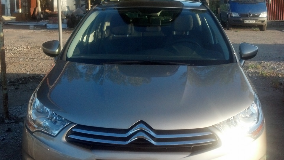 Citroen C4 1.6i 110hp Tendance