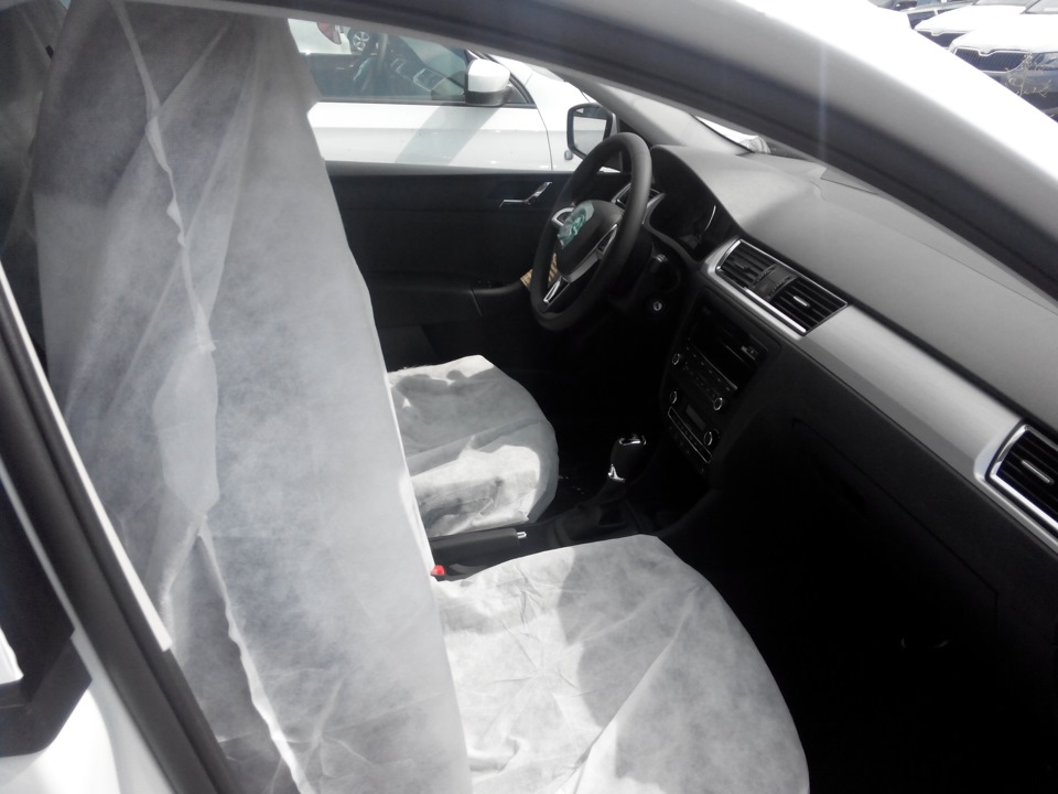 Фото в бортжурнале Skoda Rapid (1G)