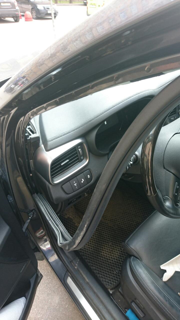 Снял резиновый уплотнитель — KIA Sorento (3G)
