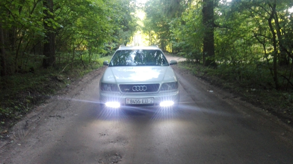Audi A6 Серебряный Бульбавоз