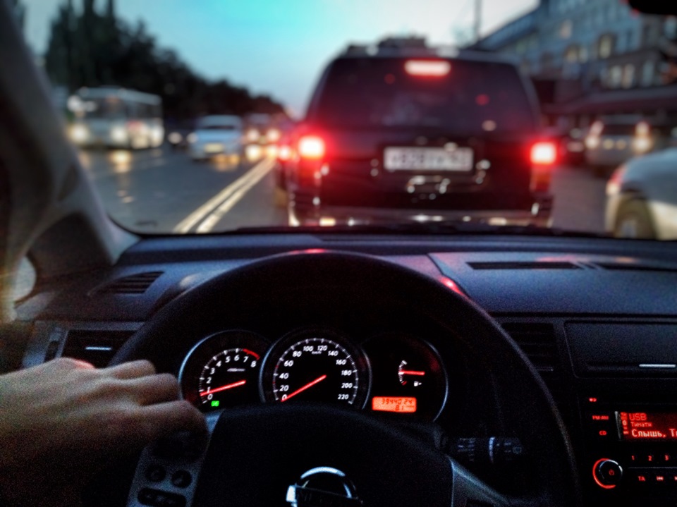 Пробочки — Nissan Tiida (1G)