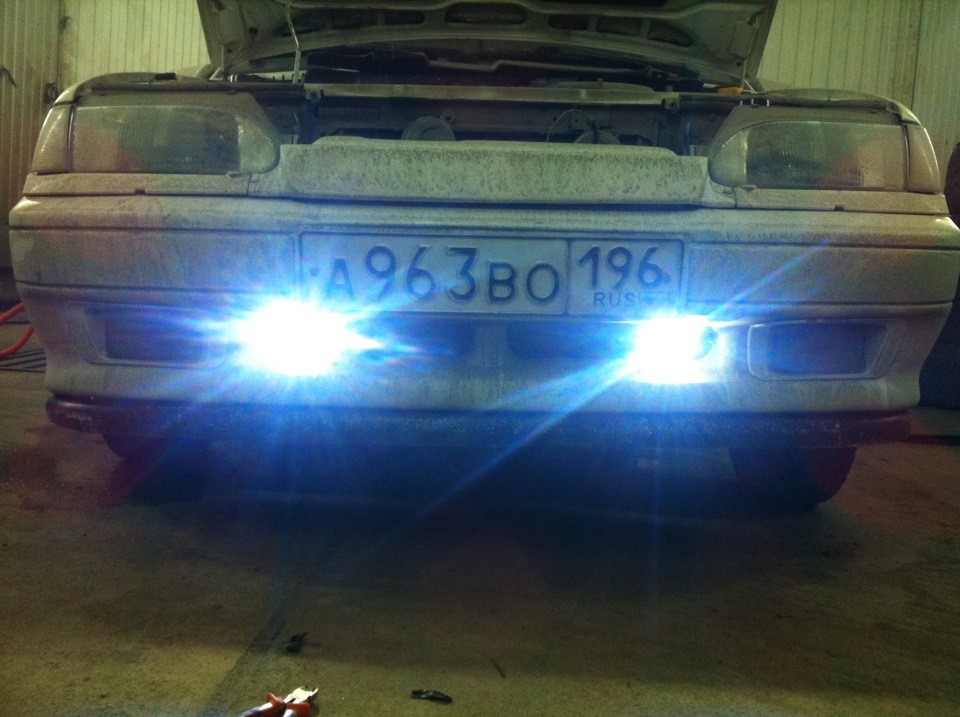 Так светят ходовые — Lada 2114