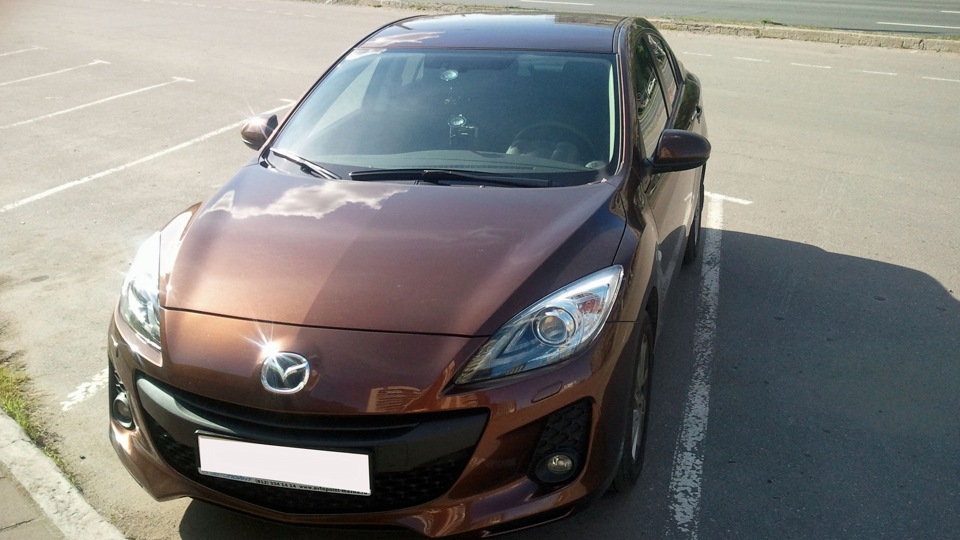 Mazda 3 бронзовый металлик