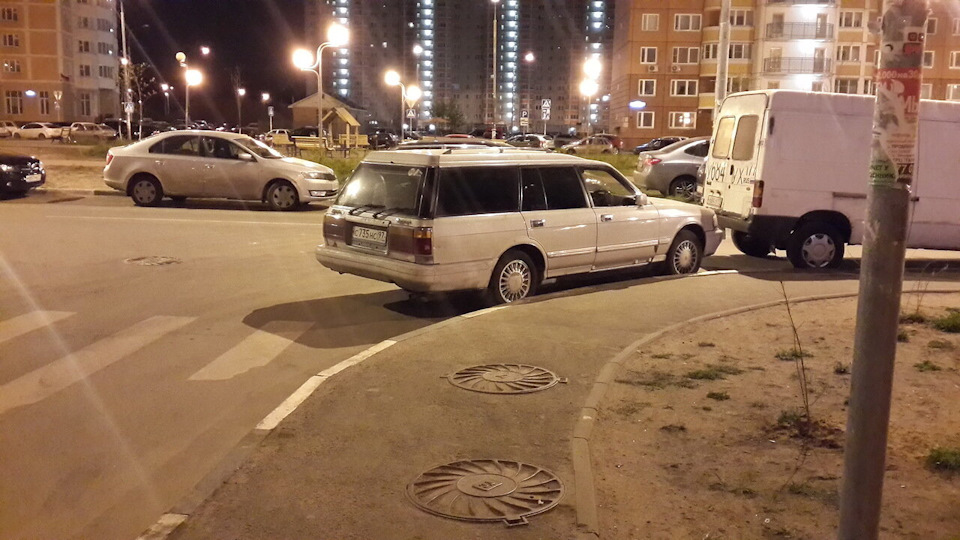 Фото в бортжурнале Toyota Crown Wagon (S130)