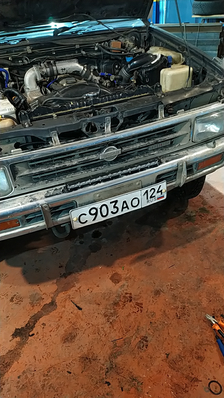 Фото в бортжурнале Nissan Terrano I