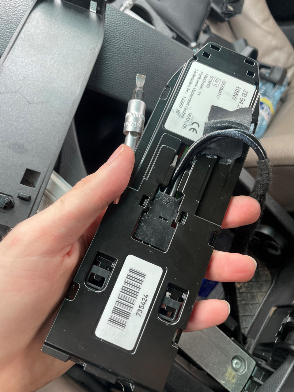 Фото в бортжурнале BMW 5 series (E60). Запчасти на фото: 13399710