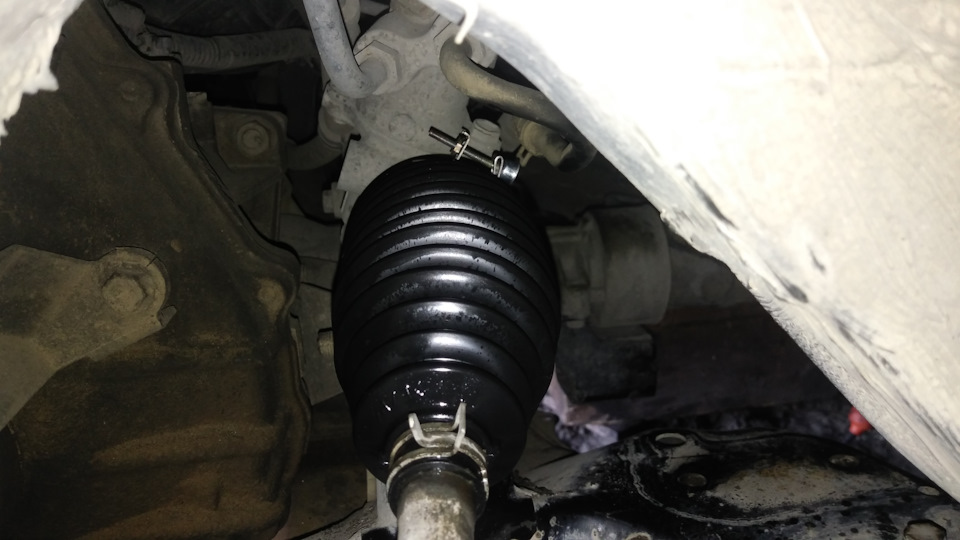 Фото в бортжурнале Toyota RAV4 (II)