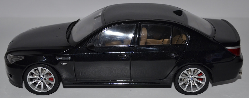 BMW M5 E60 Kyosho 1/18 — Сообщество «Масштабные Модели» на DRIVE2