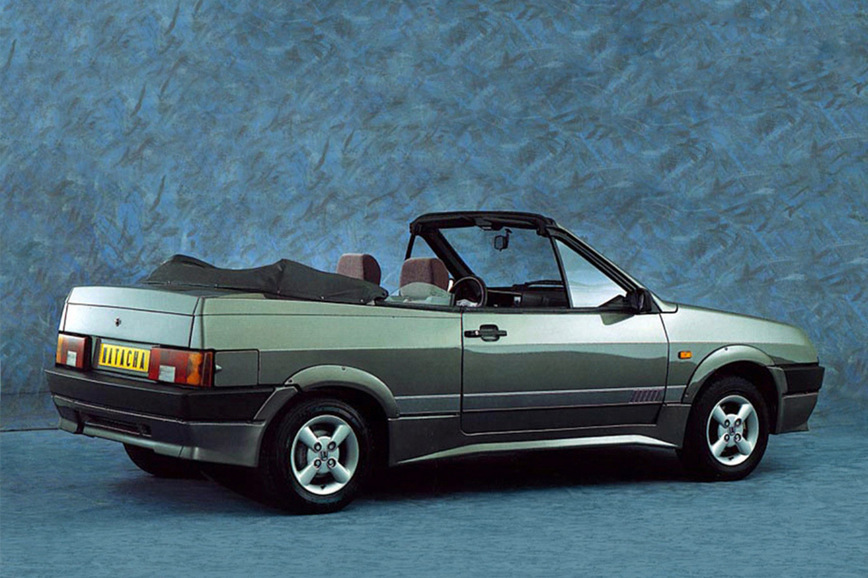 Lada Natasha Настоящие кабриолеты из восьмерки со звучным именем Наташа делала советско-бельгийская компания Scaldia-Volga S.A. Дебютировал этот кабриолет в 1990 на автосалоне в Брюсселе. Кстати, эта версия продавалась и у нас в стране, но не пользовалась особым спросом. — Lada 2114