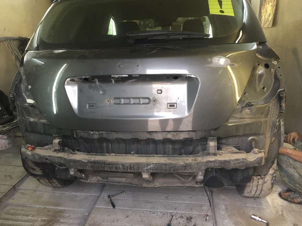 Разбираем заднюю часть — KIA Ceed (1G)