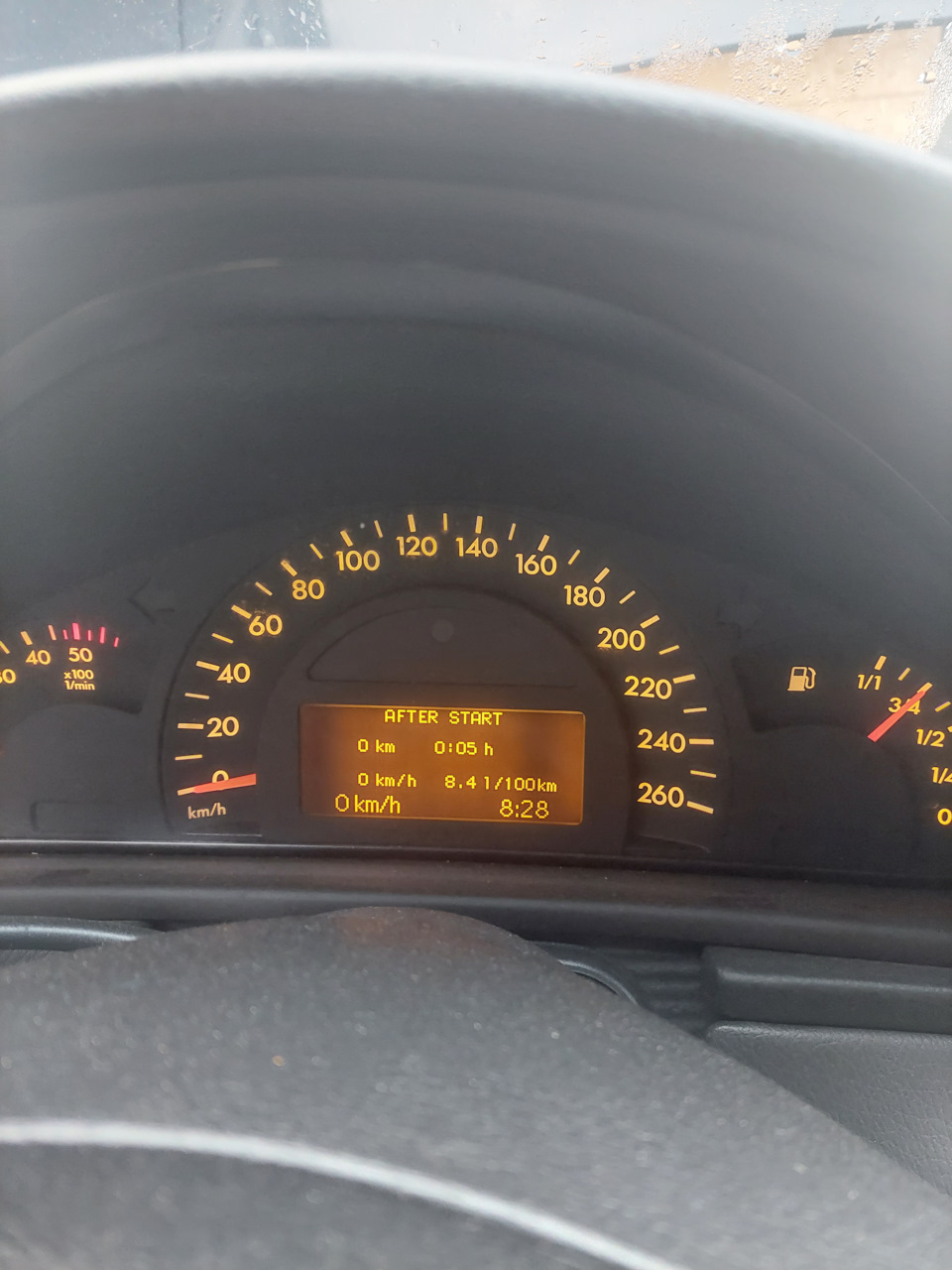 Фото в бортжурнале Mercedes-Benz C-Class (W203)