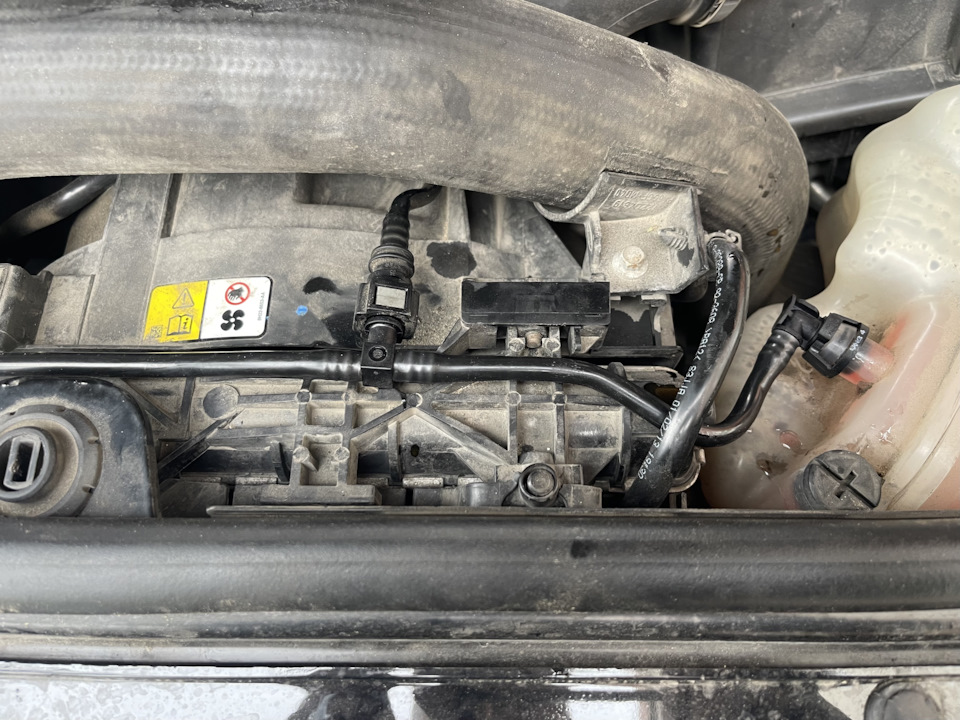 Новая на месте 2 — Land Rover Range Rover (4G)
