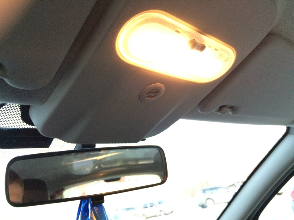 Свет стандартной лампы — Renault Duster (1G)
