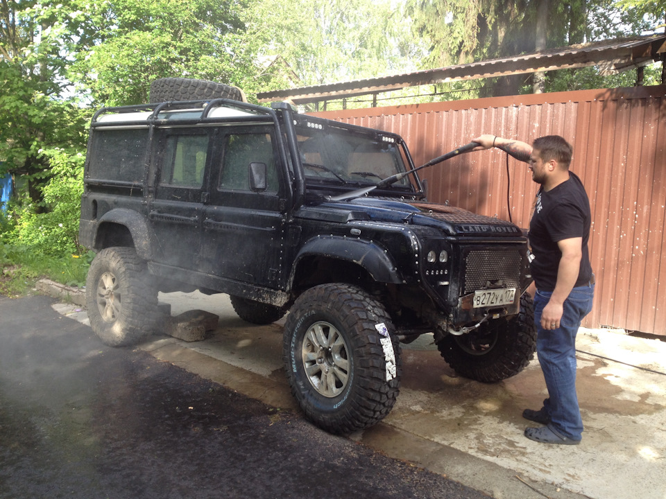 8 — Land Rover Defender (L315/L316)