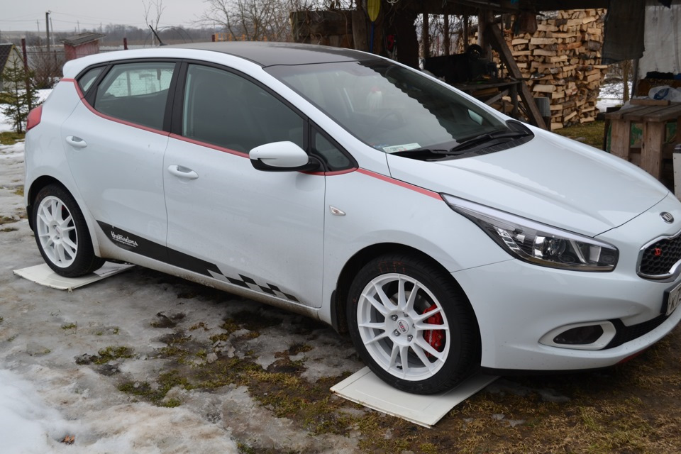 Фото в бортжурнале KIA Ceed (2G)