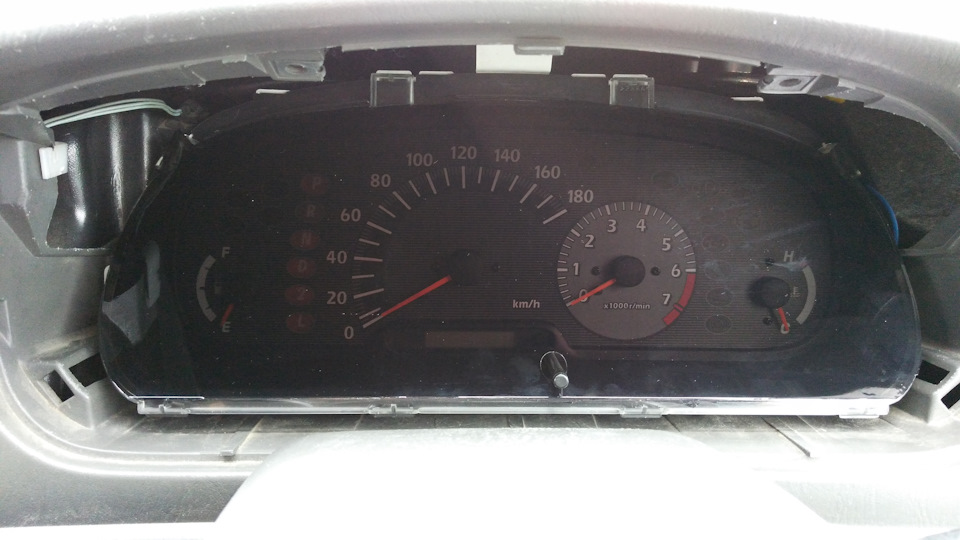 Расстояние 1 — Toyota Town Ace Noah