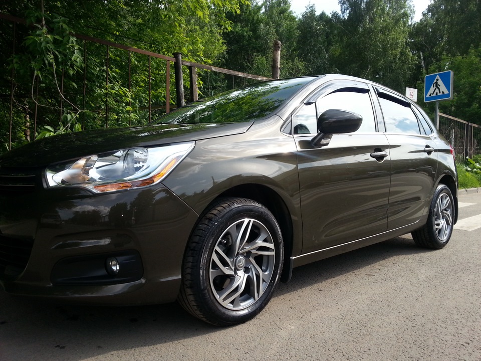 Фото в бортжурнале Citroen C4 (2G)