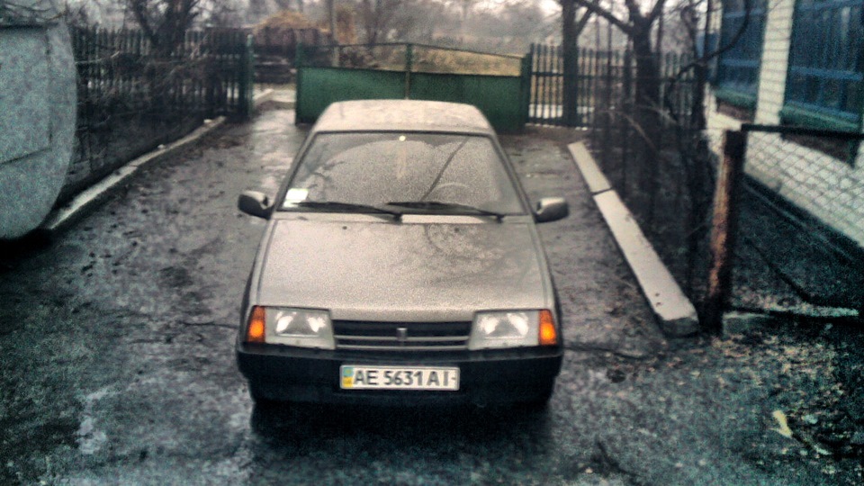 Lada 21099