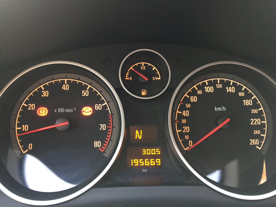 Отсчет по ступице начат с данного пробега. Надеюсь на мой век хватит. — Opel Astra H