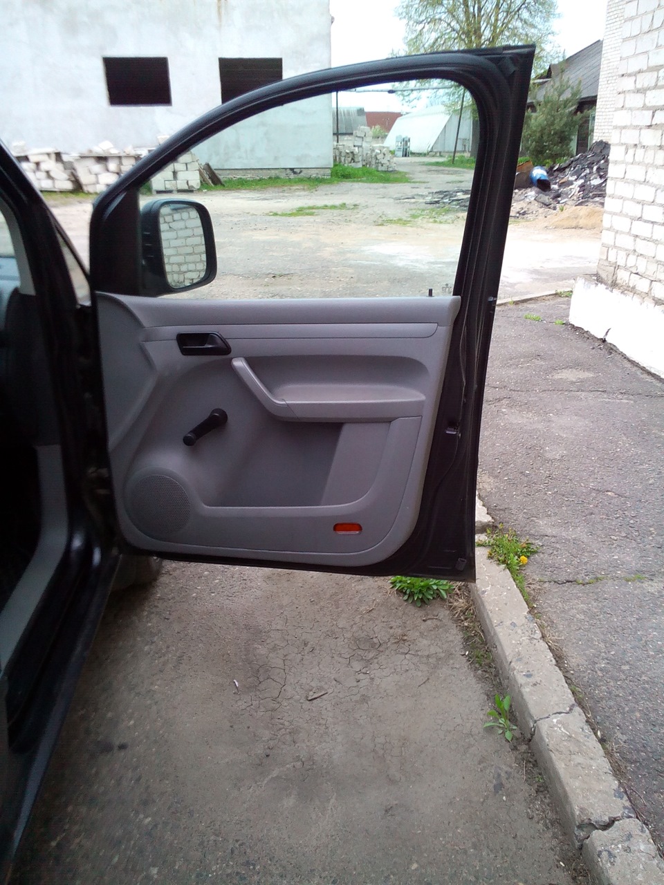 хорошо смотрится — Volkswagen Caddy (3G)