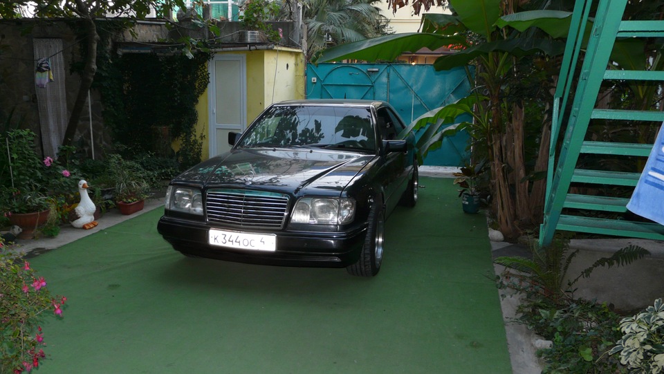 Фото в бортжурнале Mercedes-Benz E-Class Coupe (C124)