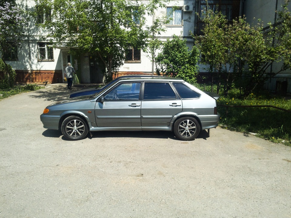 Без тонировки, приехал за полисом ОСАГО — Lada 2114