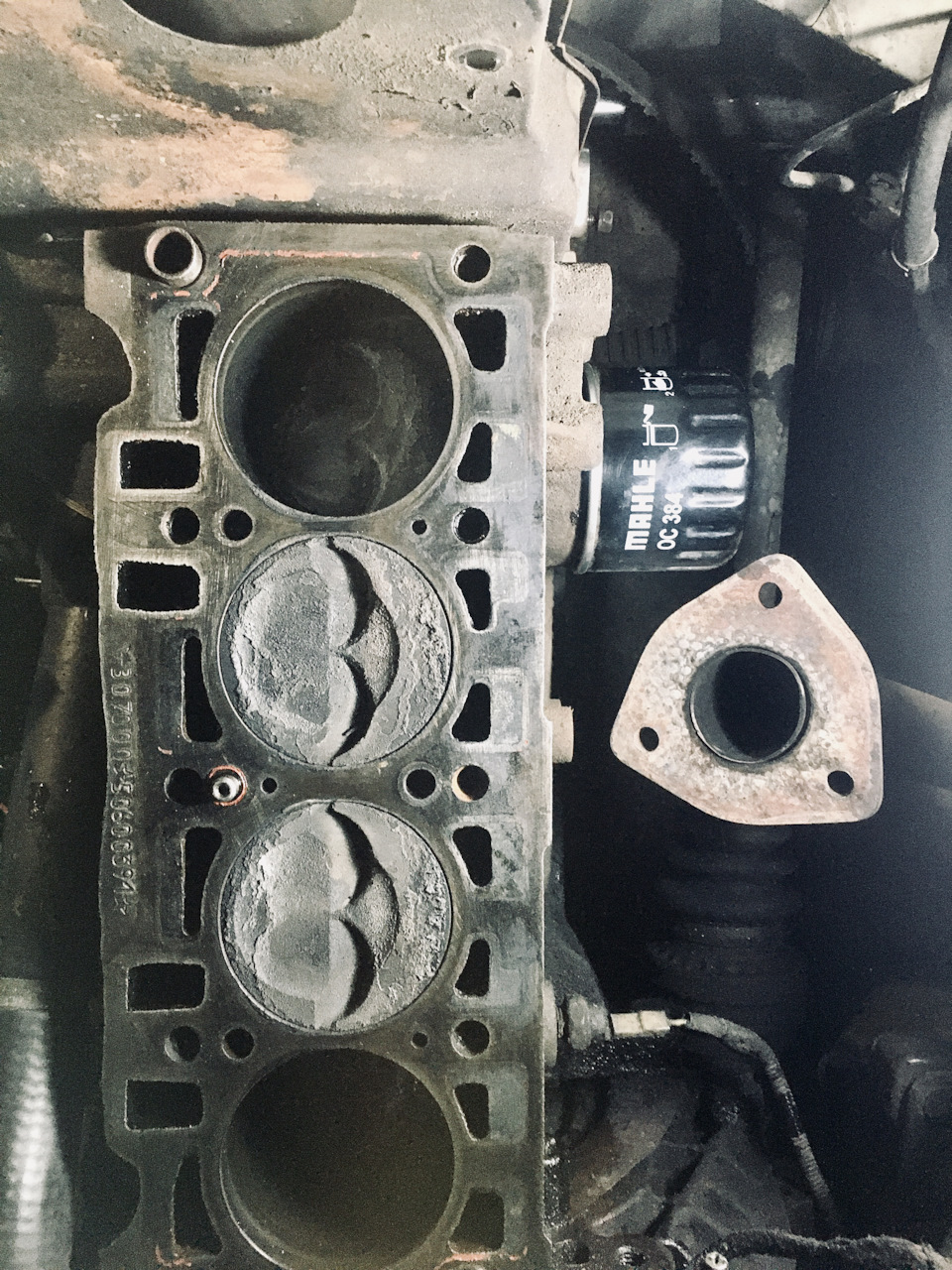 Первые три цилиндра сухие — Daewoo Sens. Запчасти на фото: OC381